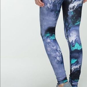LULULEMON Rare Milky Way Leggings Festive Volleyball Workout Hidden Pocket